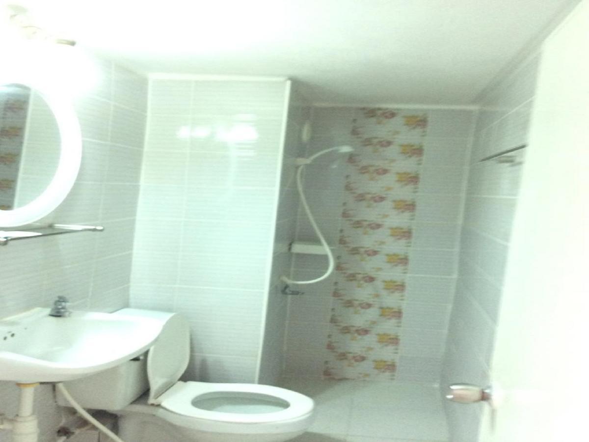 Impact Challenger Muang Thong Thani Service Apartment Bangkok Extérieur photo